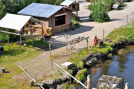 Donderdag 4 augustus - Boottocht op de rivieren Chena en Tanana langs o.a. Het Chena indianendorp.