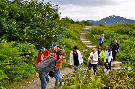 Zondag 7 augustus 2011 - Juneau...Op naar de top van Mount Roberts om een wandeling te maken met prachtig zicht