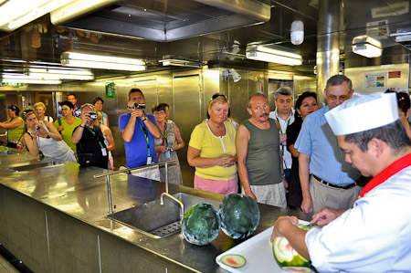 Vrijdag 11 maart 2011 - zeedag met bezoek aan de keuken