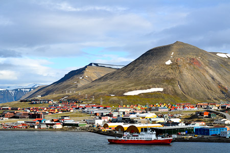 Vrijdag 15 juli 2011 - geweldig mooie  afvaart vanuit Longyearbyen - Spitsbergen...